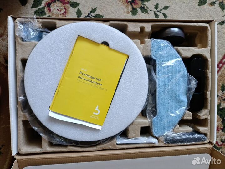 Робот пылесос бу на запчасти Gutrend sense 410