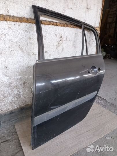 Дверь задняя левая Renault Megane 2
