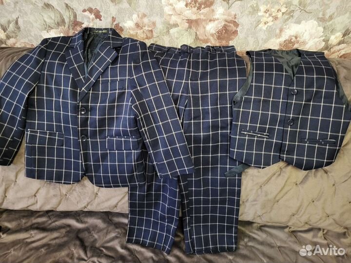 Костюм-тройка для мальчика