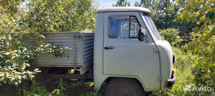 УАЗ 3303 бортовой, 1993