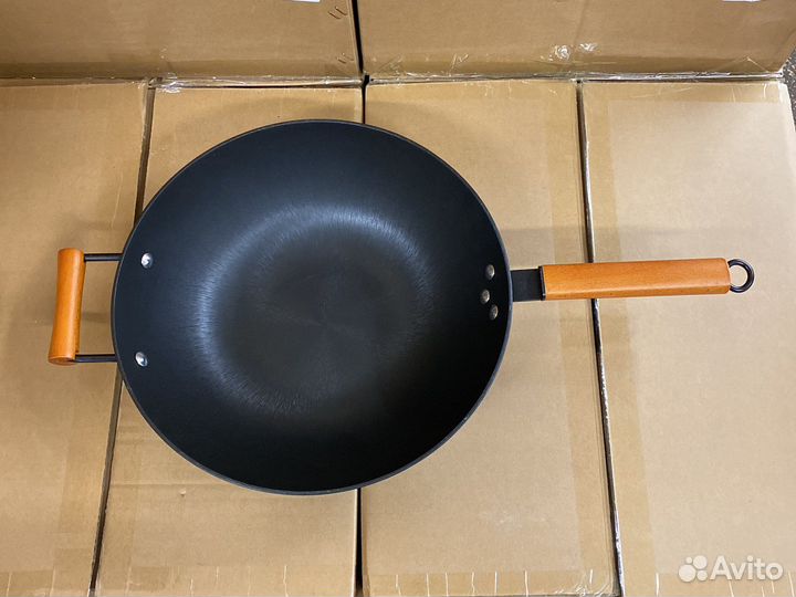 Чугунная сковорода вок