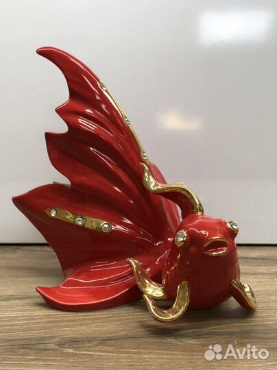 Стуэтка фарфор 