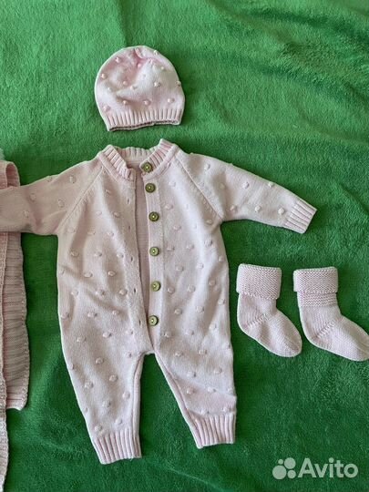 Комплект на выписку для девочки осень