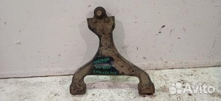 Рычаг передний левый нижний