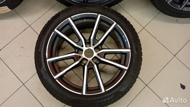 Зимние колеса BMW G20 G21 R18 стиль 780 Pirelli