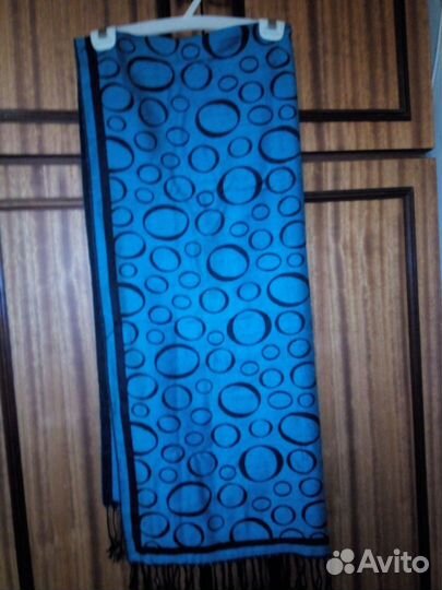 Шарф для элегантной женщины