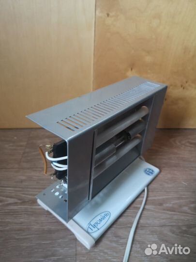 Кварцевая лампа бактерицидная