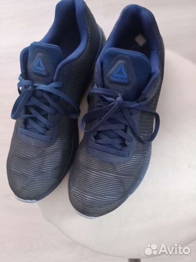Кроссовки мужские 44 размер новые