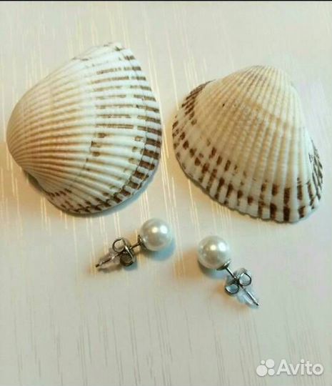 Серьги гвоздики с жемчугом