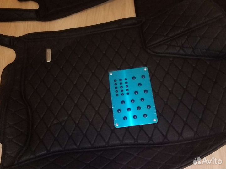 Ковры кожа рав4