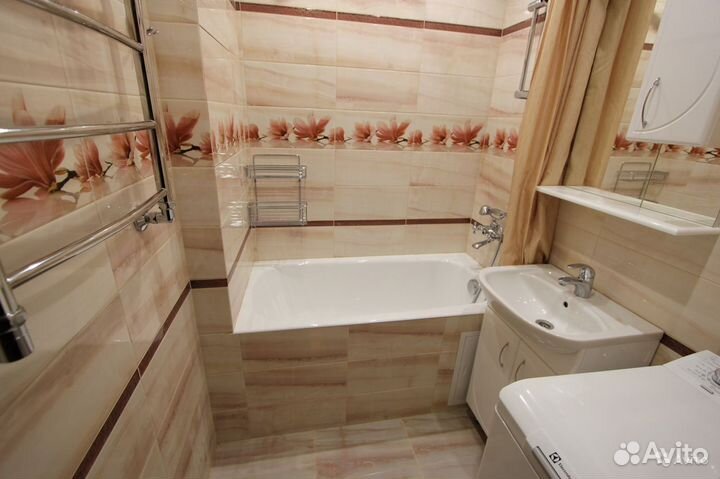 Плиточник.Ванна под 