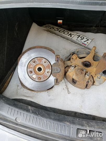 Поворотный кулак mazda 3 bk