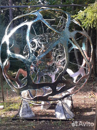 Художественная ковка скульптуры металлоконструкции