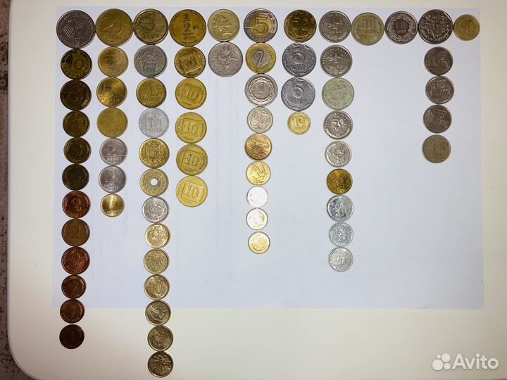 Монеты разных стран, 70 шт