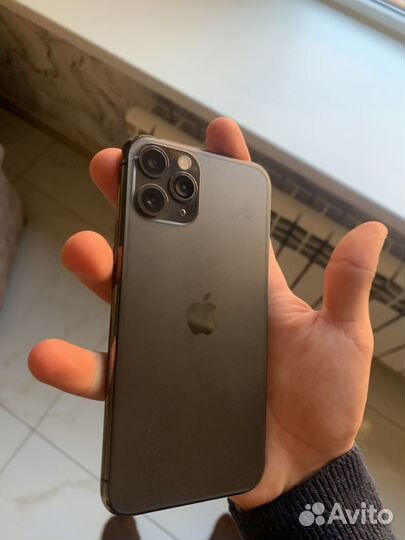 iPhone 11 Pro, 64 ГБ