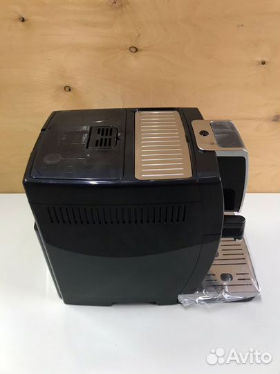 Кофемашина DeLonghi ecam 350.55.B