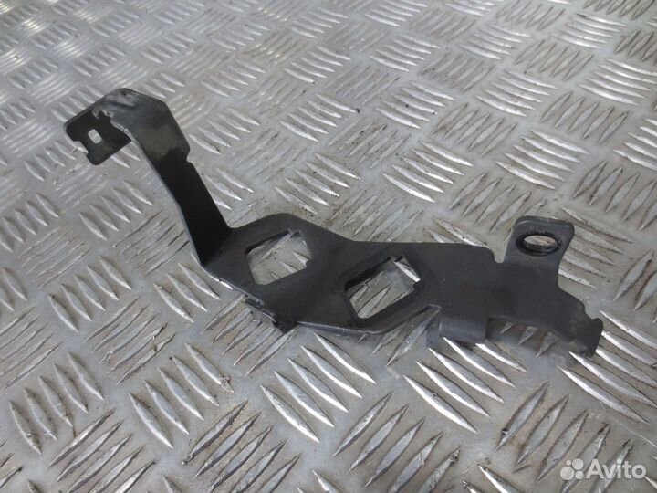 Кронштейн DAF 1918073