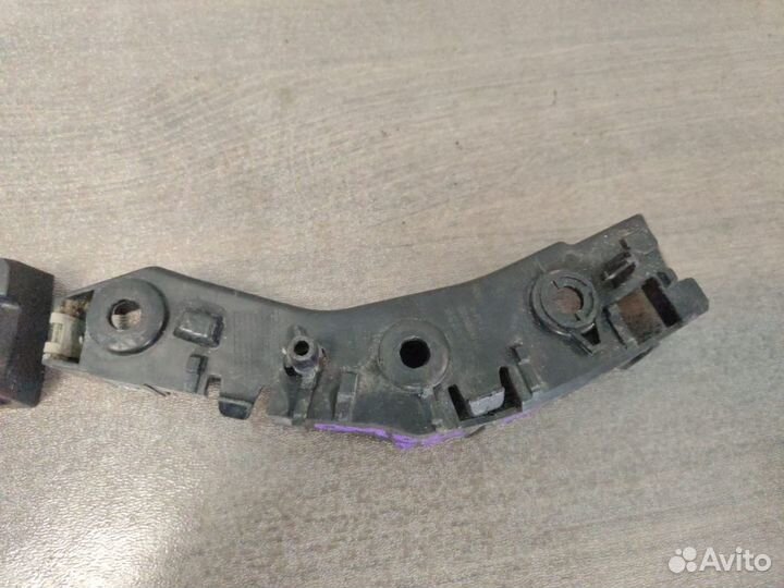 Крепления переднего бампера лев + прав Omoda C5 2022