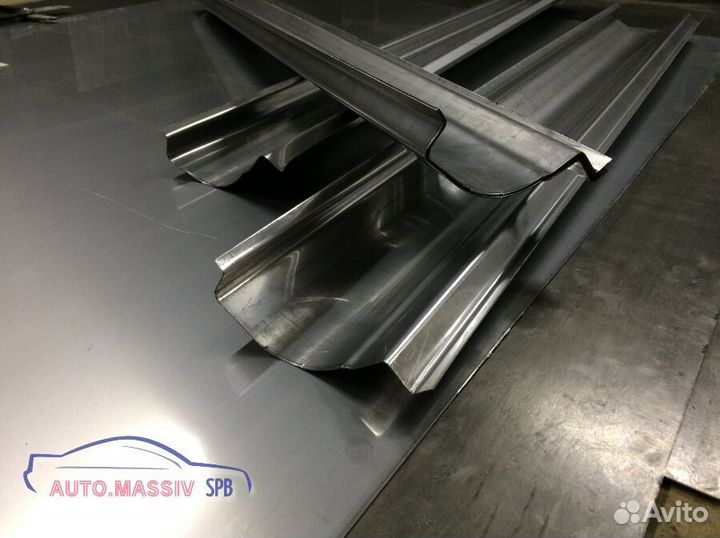 Ремонтные пороги Nissan Liberty 1 дорест