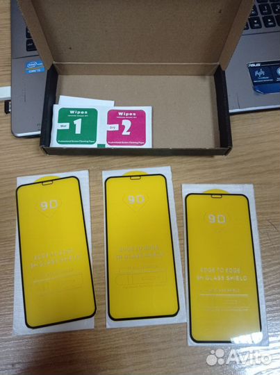 3 защитных стекла