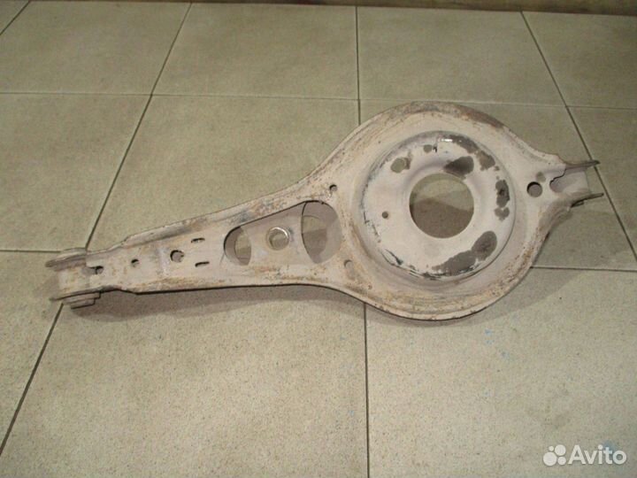 Рычаг задний нижний Ford Focus 3