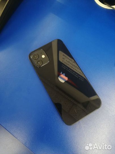 iPhone 12, 64 ГБ