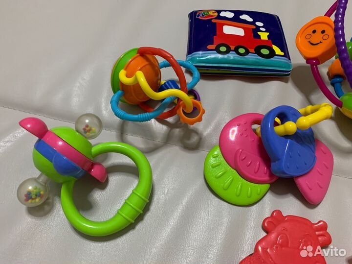 Игрушки, погремушки пакетом