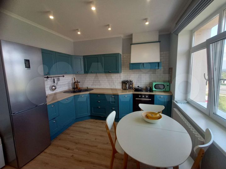 4-к. квартира, 110 м², 7/15 эт.