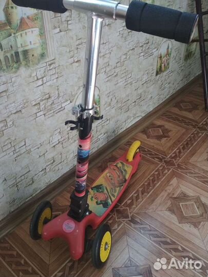 Детский складной самокат