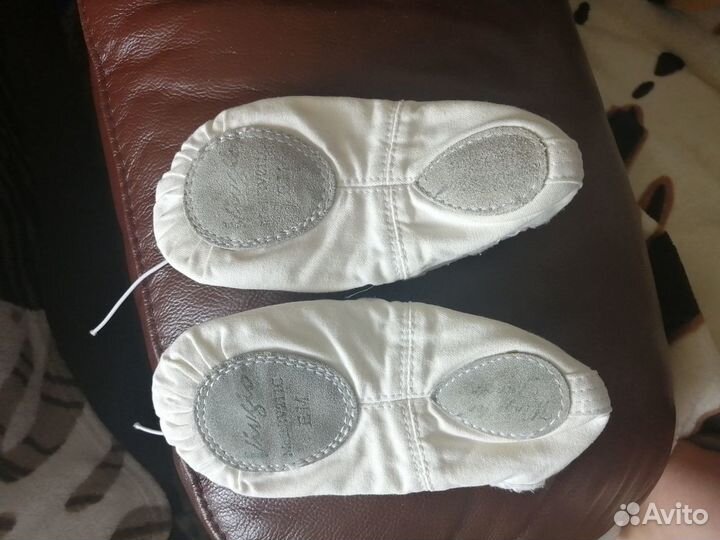 Купальник и чешки для танцев