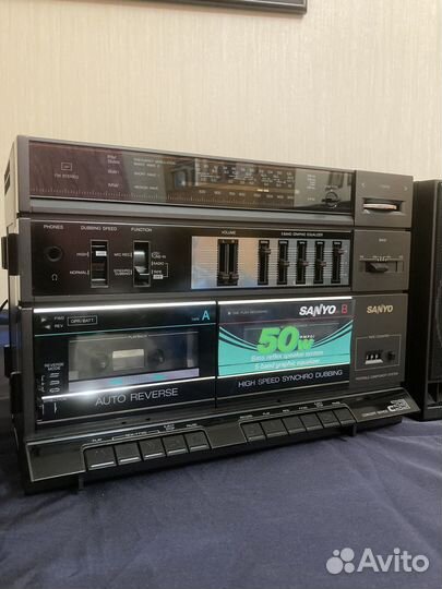 Двухкосетный магнитофон sanyo C33K