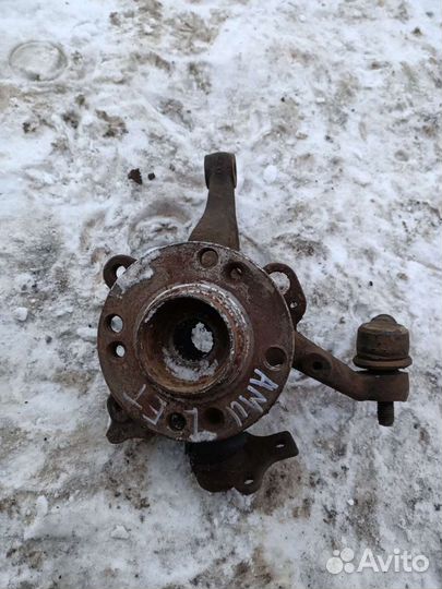 Кулак поворотный левый Chery Amulet