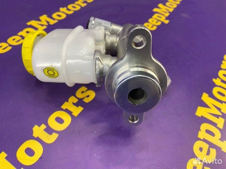 Главный тормозной цилиндр Nissan Sunny FB14 GA15DE