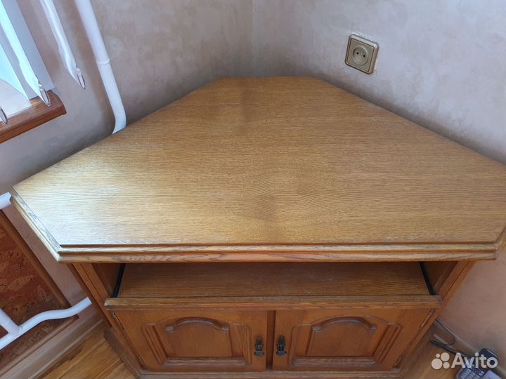 Угловая тумба из натурального дуба