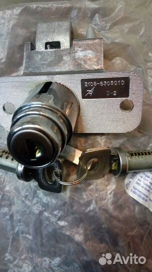 Личинка двери и замок багажника 2108