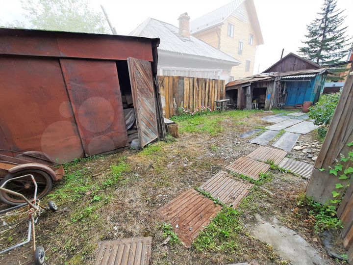 Дом 49,7 м² на участке 5,2 сот.