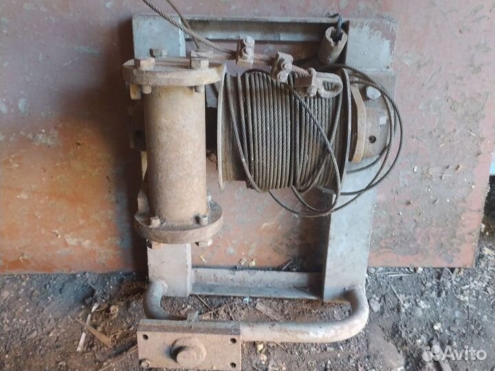 Компрессор автомобиля ЗИЛ