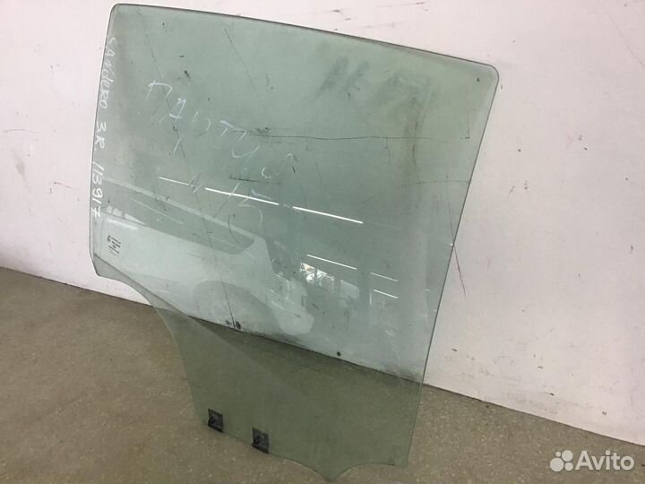 Стекло двери задней правой Renault Sandero 2009-20