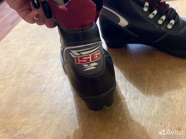 Ботинки лыжные ISG