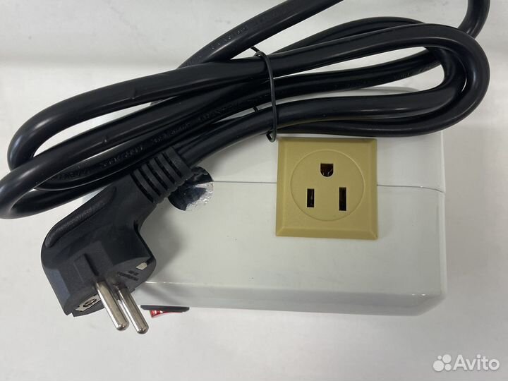 Преобразователь напряжения 220/110 мощность 2000w