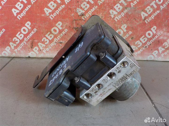 Блок абс Renault Logan L8MV K7M812 2018