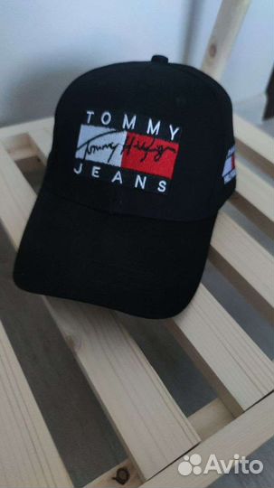 Бейсболка новая