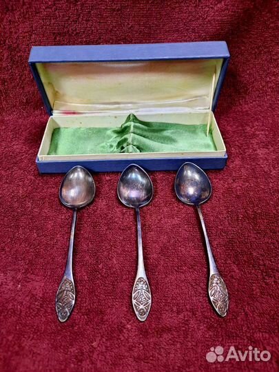 Набор. Чайные ложки. Мельхиор. СССР. 3 шт. Коробка