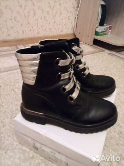 Ботинки для девочки