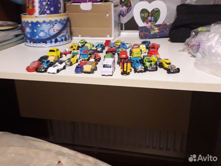 Игрушечные машинки