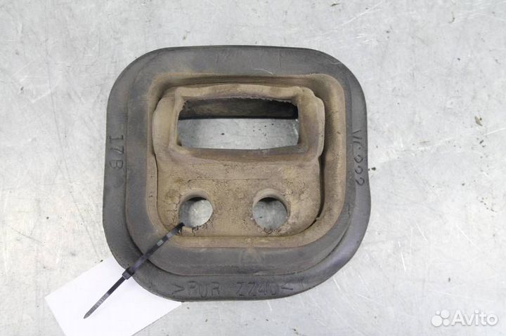 Уплотнитель Ford Focus 3 2011