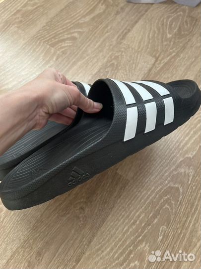 Шлепки adidas