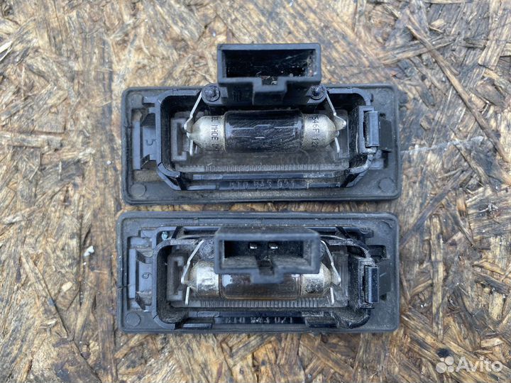 Плафон освещения номера audi a4 b8