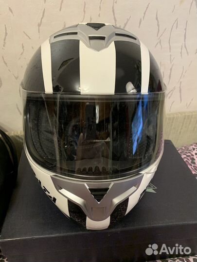 Мото шлем