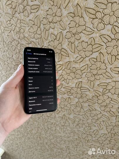 iPhone 11 Pro, 64 ГБ